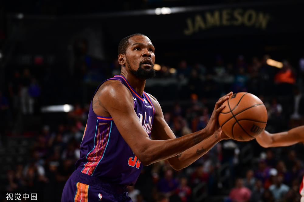 每名球员都 每名球员都