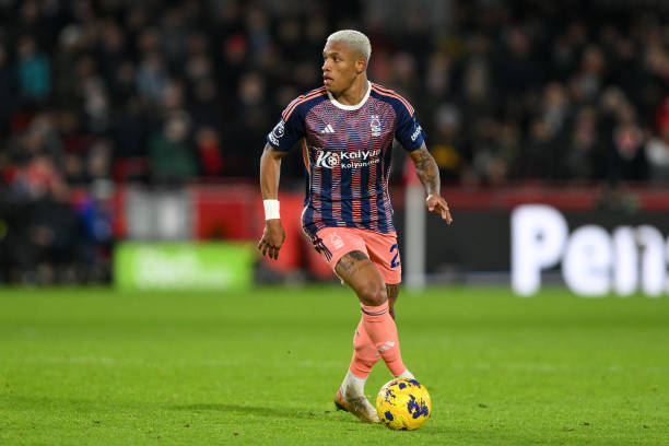 稳固后卫线 稳固后卫线